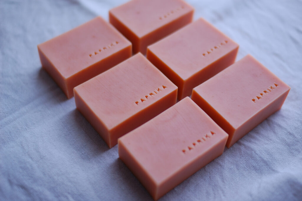 パプリカ入りの石鹸